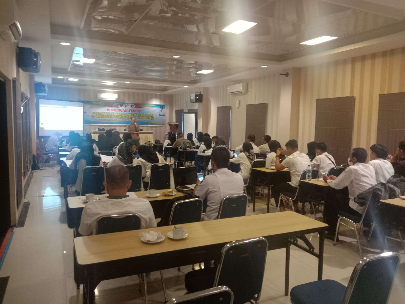 BIMTEK ENUMERATOR HARI KE 2 DI HOTEL TRIZA PAINAN