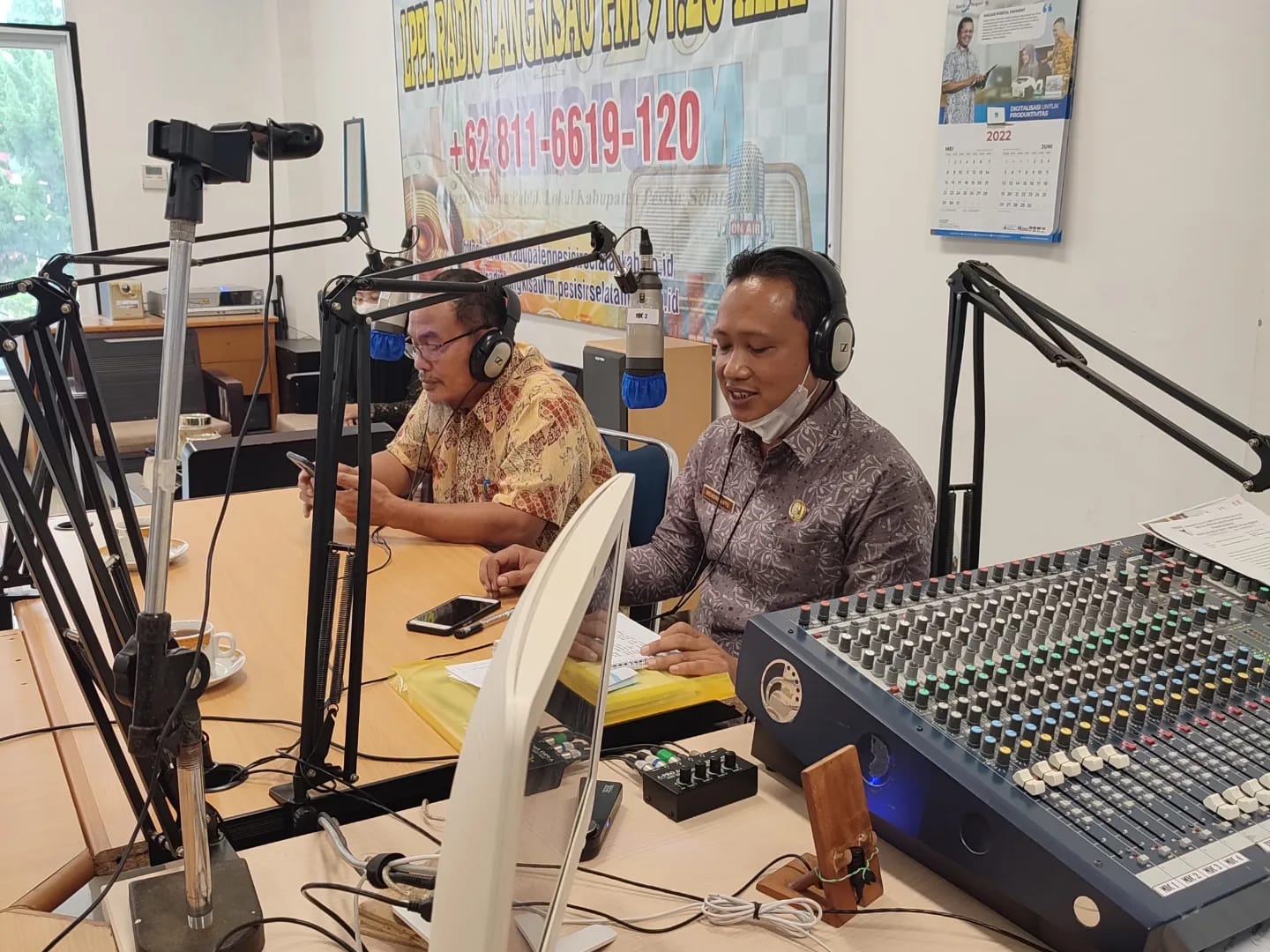 TALKSHOW DI RADIO LANGKISAU FM 