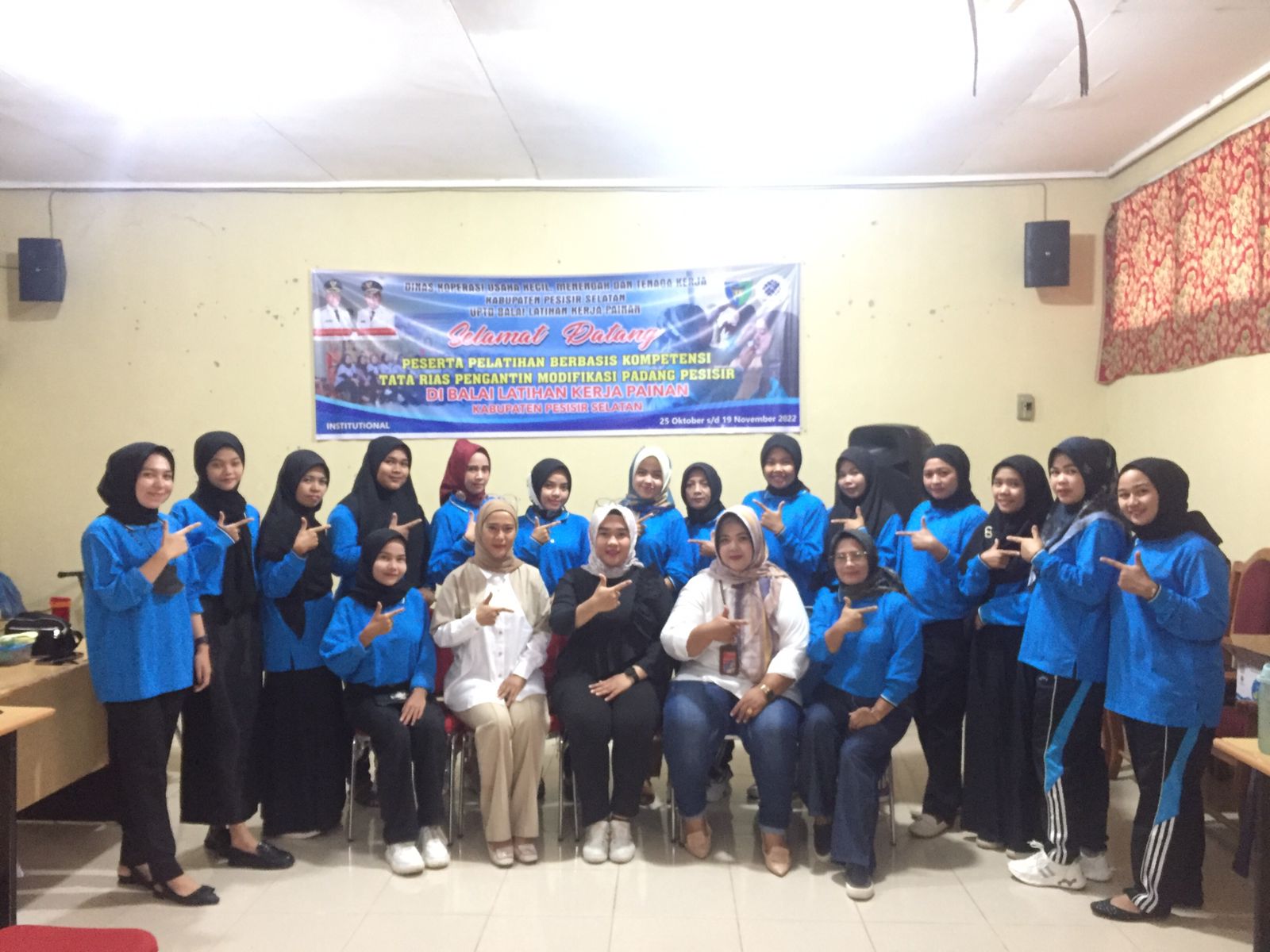 UJI KOMPETENSI PELATIHAN BERBASIS KOMPETENSI TATA RIAS PENGANTIN