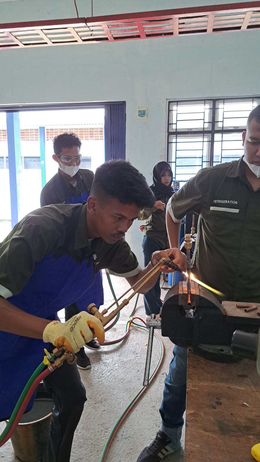 PELATIHAN TEKNISI AC RESIDENTIAL BRAZING